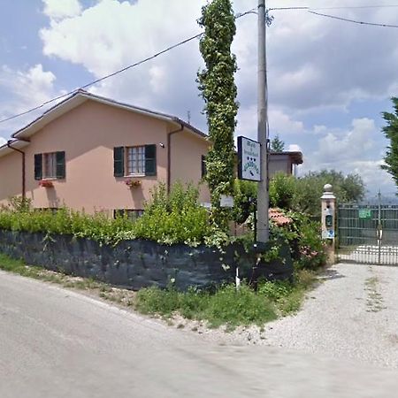 Bed&Breakfast Giardino Agritourist Controguerra Exterior foto