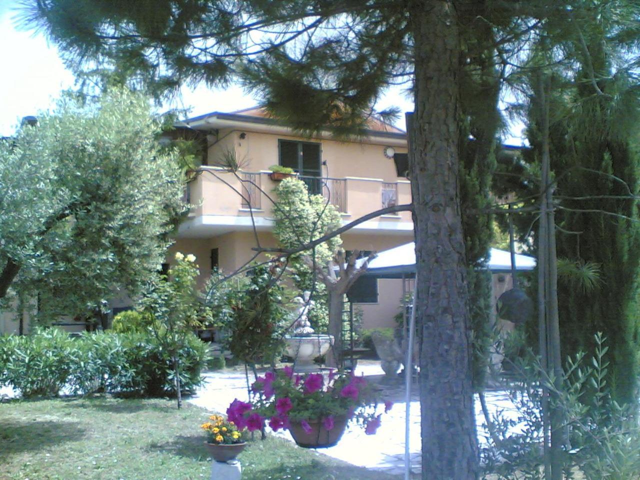 Bed&Breakfast Giardino Agritourist Controguerra Exterior foto